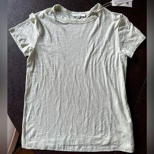 NWT Vince feather soft tshirt melon color